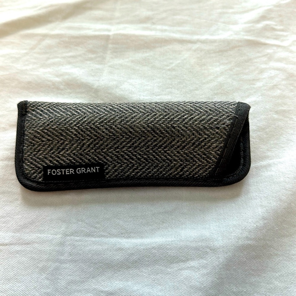 Foster Grant Eyewear Case